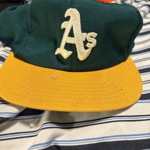 Oakland A's Vintage Green Baseball Hat - Harris Cap & Textiles - Made In Canada